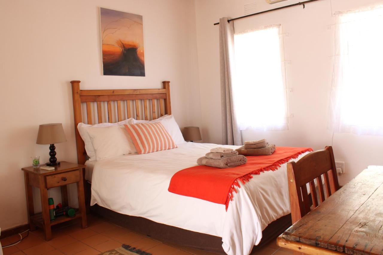 Die Dorpshuis Calitzdorp Exterior photo
